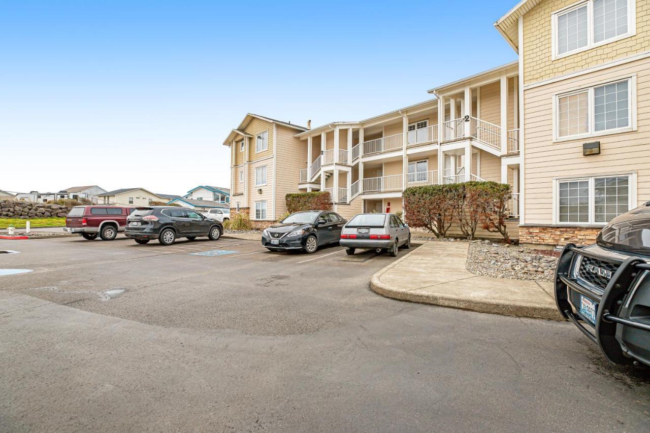 Once Upon A Tide Apartment Westport Exterior foto